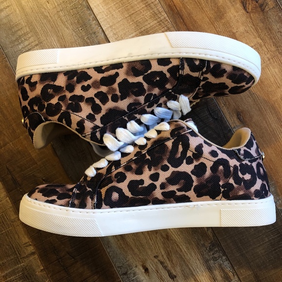 Steve Madden NWT Leopard Print Canvas Sneakers - Picture 11 of 15